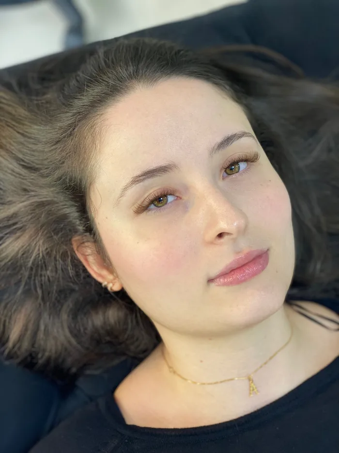 Resultado de extensão de cílios no Studio Lolie — foto 3