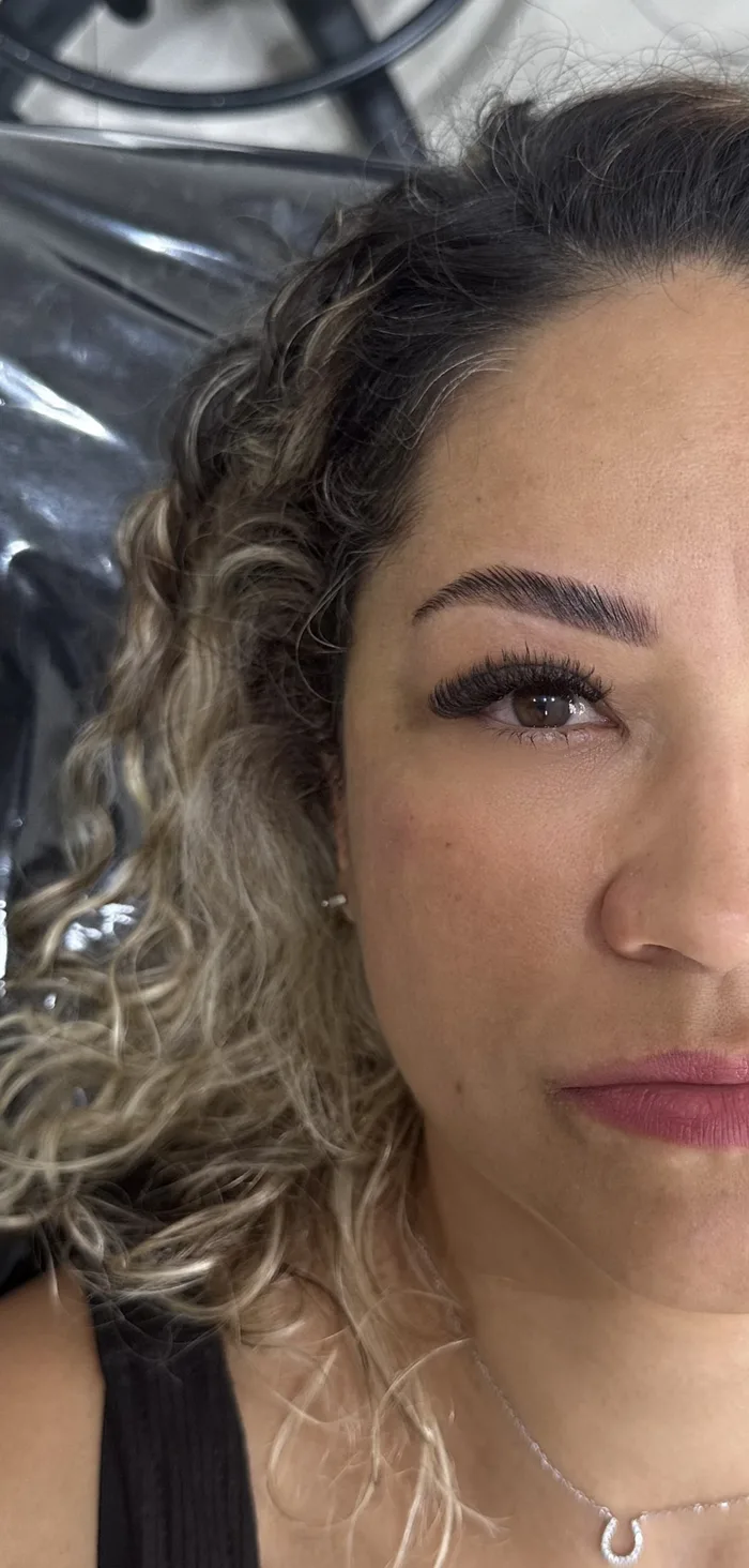 Resultado de extensão de cílios no Studio Lolie — foto 9